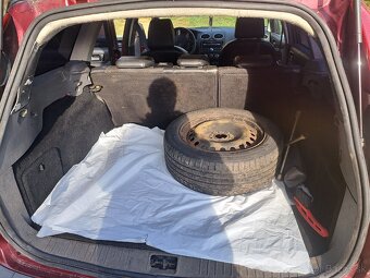 Ford focus 1.6 benzín plyn - LPG - 11