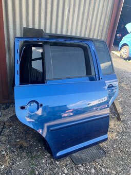 Predam VW Touran Dvere predne, zadne - 11