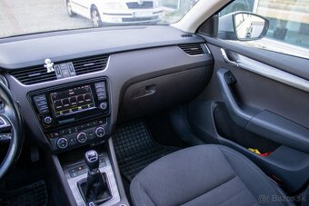 Škoda Octavia Combi SCOUT 2.0 TDI 4x4 - 11