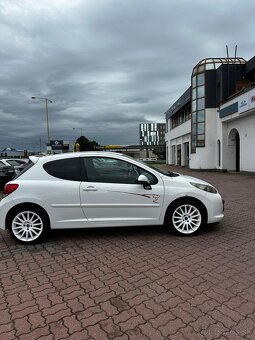 Peugeot 207 HDi GT - 11