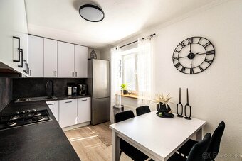 BEDES | Veľkometrážny 3 izbový byt s kompletným zariadením - 11