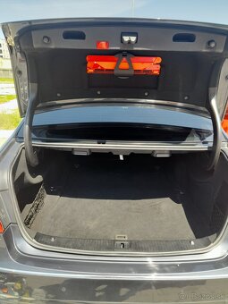 Mercedes E 220D,W212 - 11