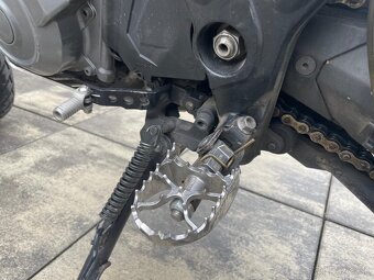 Yamaha xt660z Tenere - 11
