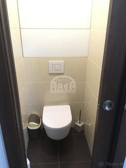 Na prenájom 4- izbový byt na sídlisku SNP v Michalovciach - 11