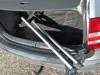 Škoda octavia combi - 11