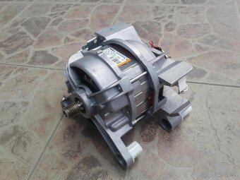 Motor na automatickú práčku - 11