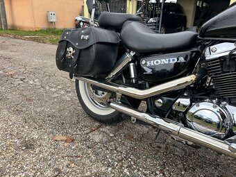 Honda shadow vt 1100 - 11
