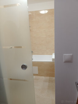 Prenájom garsónky Ružinov 470 eur - 11