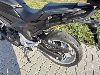 Honda NC750X DCT - 11