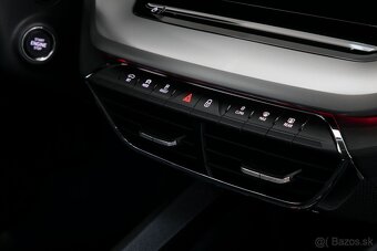 Škoda Octavia 2.0TDI 110kW DSG Style Matrix Side HUD Tažné - 11