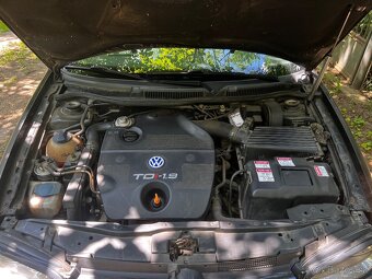 Volkswagen Golf IV 1.9 TDI - 11