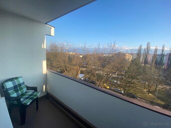 Komplet zariadený menší 2KK | lodžia | Vlčince | Berlínska 8 - 11