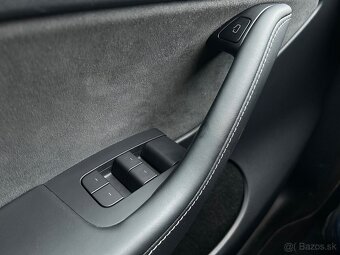 Tesla Model Y Dual Motor LongRange 75kWh 514 k pohon 4x4 - 11