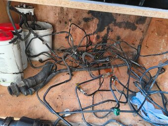 Predám náhradné diely rozpredám - 11