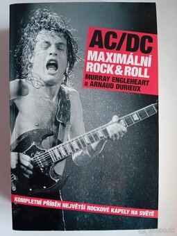 Hudobné knihy a Encyklopédia Rock&Pop - 11
