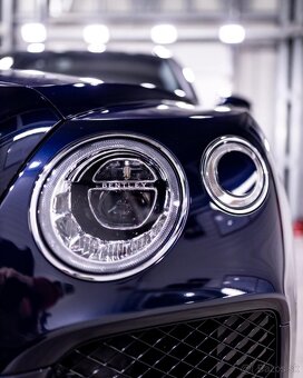 Bentley Bentayga 4.0 V8 4WD - 11