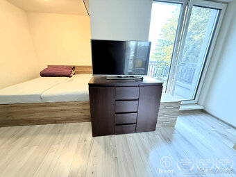 LOYALTERS | 5 izbový rodinný dom v dvojdome - Stupava - 11