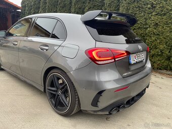 Mercedes benz A 45 AMG - 11
