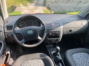 Škoda Fabia 1.2 40kw 2006 86 462km - 11