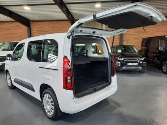 Opel Combo 1.2 - 5 Miest, rv. 2022 - 11