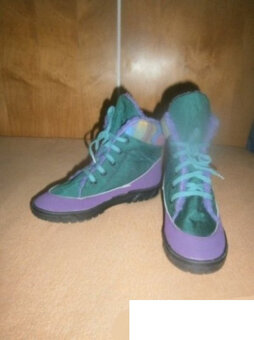 PREDAM DAMSKE CIZMY, KOTNICKY, BALERINKY, SNEHULE - NOVE - 11