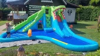 SKÁKACÍ HRAD 79 EUR VÍKEND / 3 DNI - 11