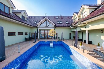 Na PREDAJ novostavba Hotel s reštauráciou a priestranným par - 11