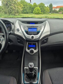 Hyunday elantra 2013 1.6 97kw benzín - 11