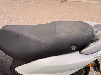 2012 PIAGGIO 125 FLY, naj. 4000 km, po servisu - 11
