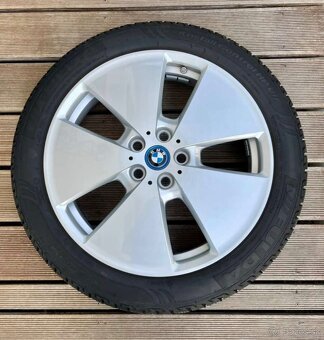 BMW i3 125kw 94ah  33000km 100% batéria - 11