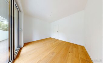 2-IZB. BYT S PARKINGOM, NOVOSTAVBA NA HRADNOM KOPCI - 11