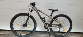 Horský bicykel TREK XCALIBER8,kolesá 27,5,rám 15,5"/40cm - 11