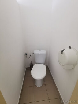Prenájom skladu 602m2. - 11
