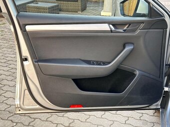Škoda SUPERB 3 - 11