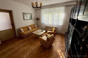 PREDAJ: Veľký rodinný dom s veľkým pozemkom 6548m2 v obci Du - 11