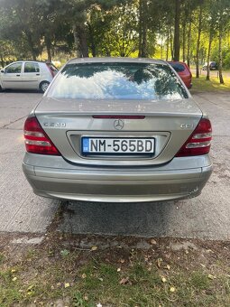 Mercedes Benz C220 cdi 2004 sedan - 11