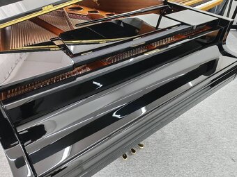Bösendorfer investičný klavír - 11