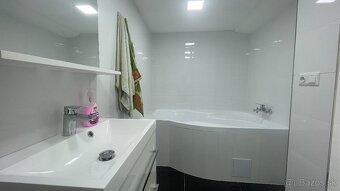 Zrekonštruovaný 2-izbový rodinný dom v obci T. Kľačany - 11