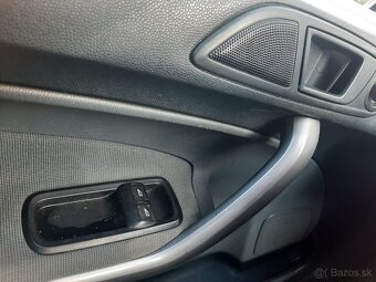 Ford Fiesta - 11