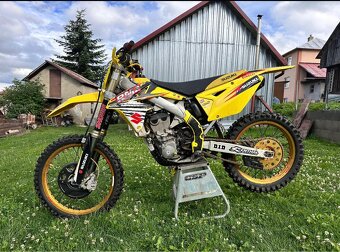 Suzuki RMZ 450 - 11