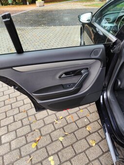 Volkswagen Passat CC - 11
