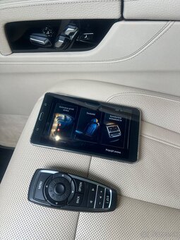 BMW 750Li xDrive - 11