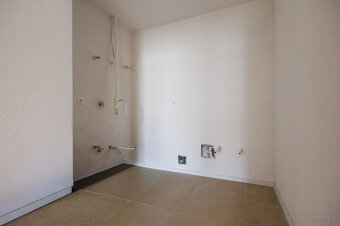 Rodinný dom v Hôrke nad Váhom - 11