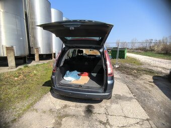 Grand Picasso C4 - 11