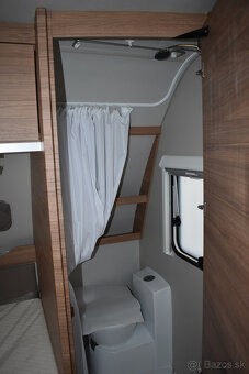 Karavan Weinsberg 500 FDK SKLADOM nový 19.511.-€ bez DPH - 11