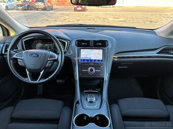 Ford Mondeo 2.0 EcoBlue 140kW 4x4 Titanium automat - 11