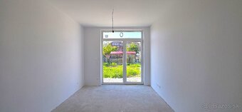 PNORF – skolaudovaný 4i RD, tep. čerpadlo, 561 m2, Krakovany - 11