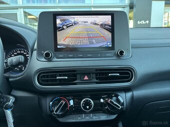 Hyundai KONA - 11