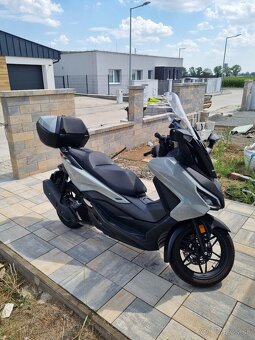 Honda Forza  125 smart top   r.v. 2024 Stav Nová v záruke - 11