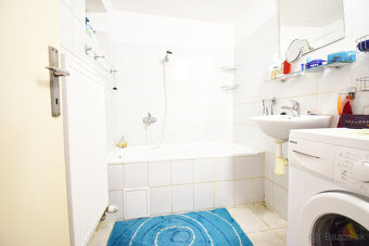 Na predaj rodinný dom s garážou, 1697 m², Strečno, Žilina - 11